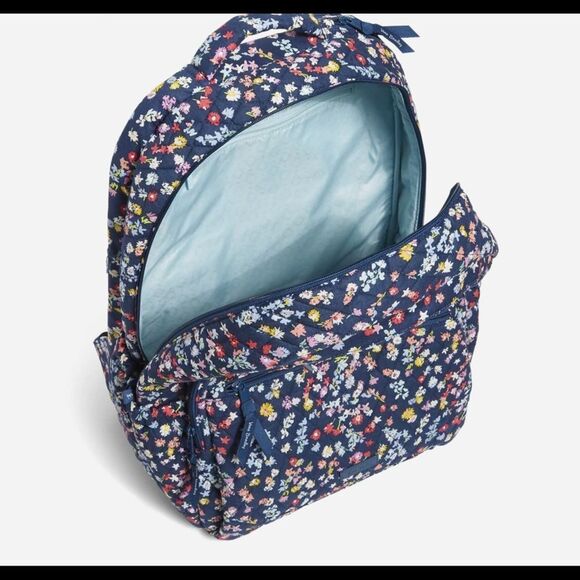 VERA BRADLEY Essential Large Backpack - scattered Flower’s - Picture 10 of 10